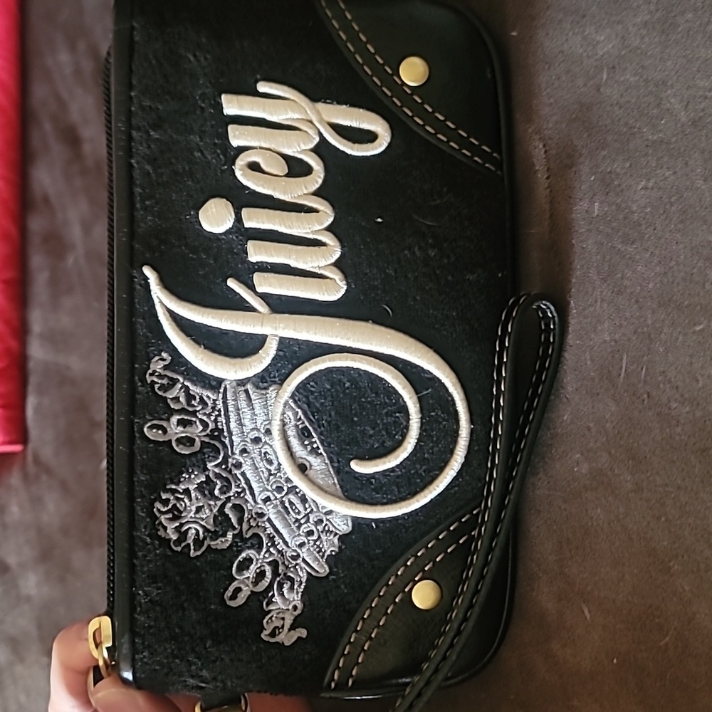 Juicy Purse